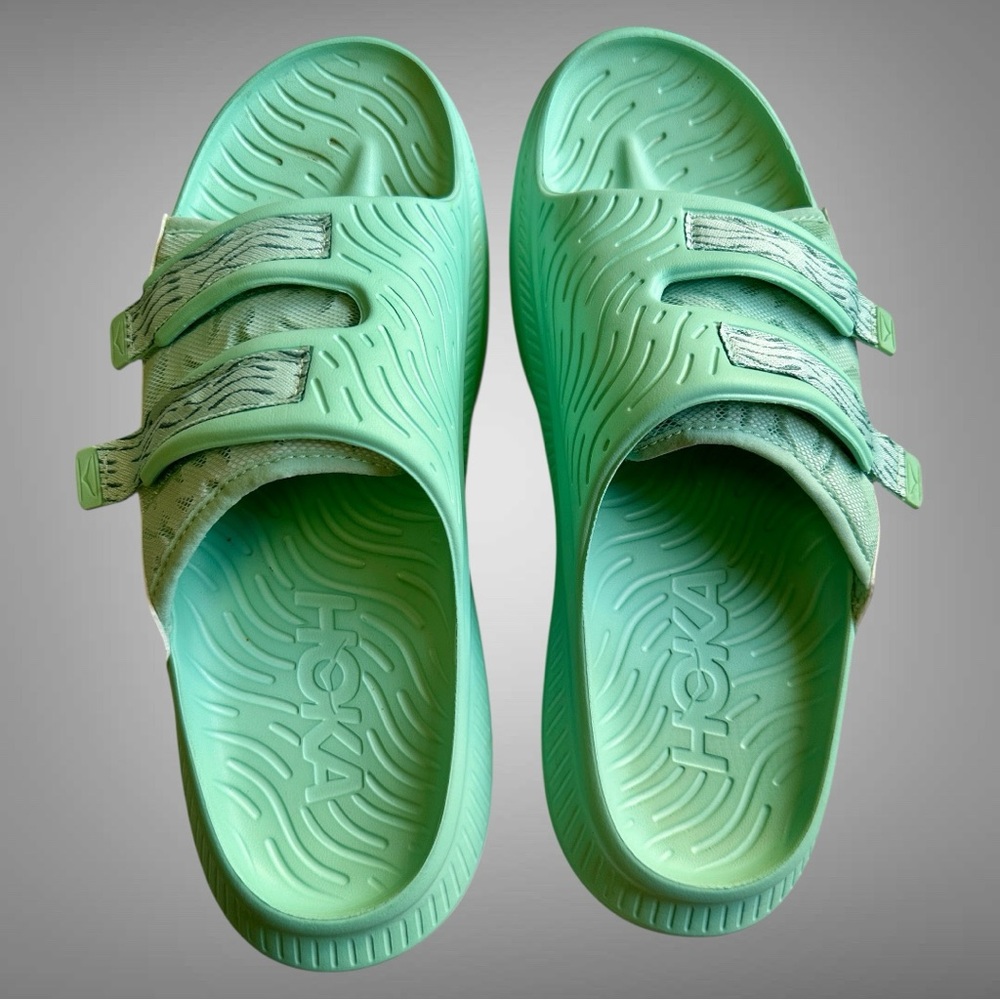 HOKA Ora Luxe Recovery Sandals in Mint Green Men’s 10 / Women’s 12 EUC - Picture 3 of 6
